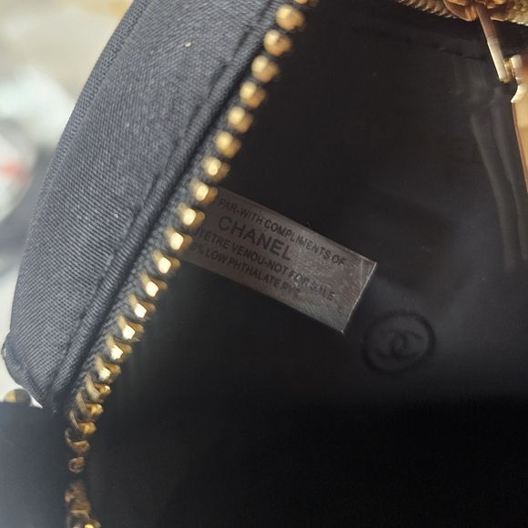 NWT Chanel Precision CC Circular Bag with Strap! - Picture 9 of 9